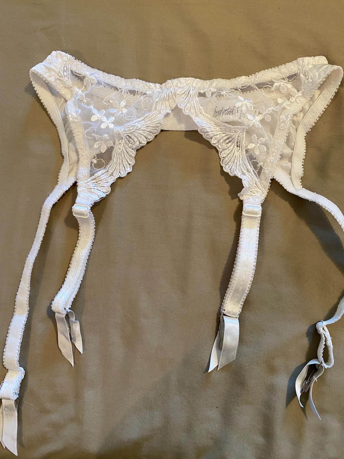 White Lace Garter Belt (11)